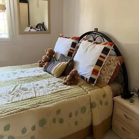 Dom wakacyjny Luxury Calis 3 Bed