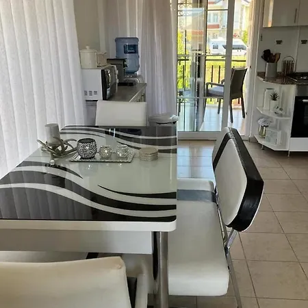 Dom wakacyjny Luxury Calis 3 Bed Fethiye