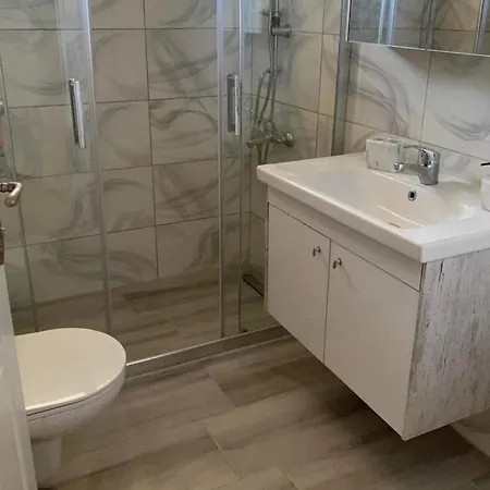 Dom wakacyjny Luxury Calis 3 Bed